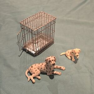 Dalmatian Figurines with Kennel